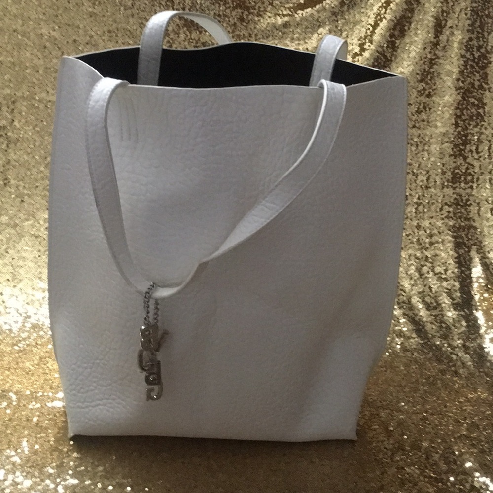 Bcbgen bag